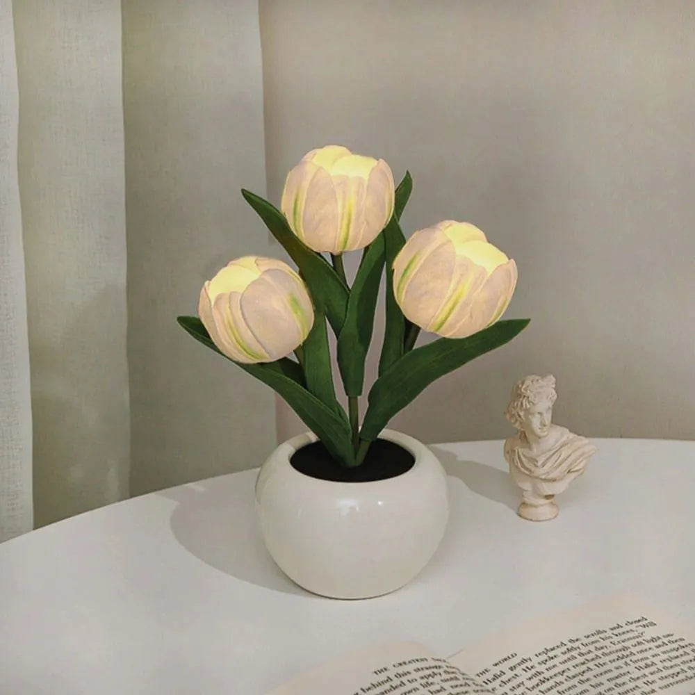 Lampada Decorativa Tulipano – Atmosfera Calda e Raffinata