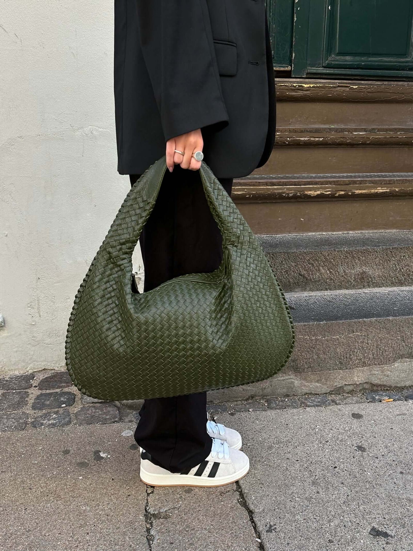 Josiane | Håndtaske i Flet – Håndværksmæssig Elegance Og Tidless Charme