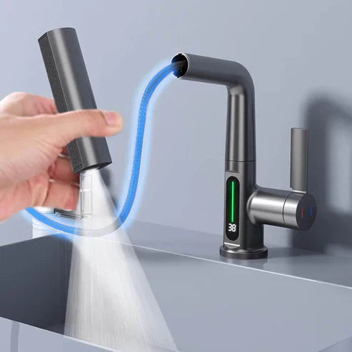 Inteligentní flexibilní kohoutek – digitální displej a aktuální teplota
