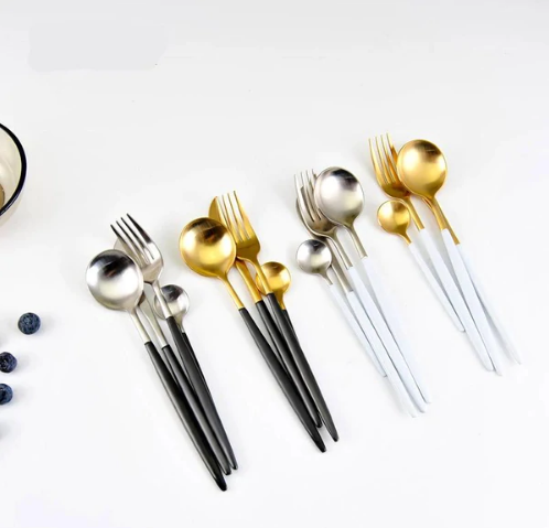 Besteckset 24 Teile – Schicke Ausführung für einen eleganten Tisch