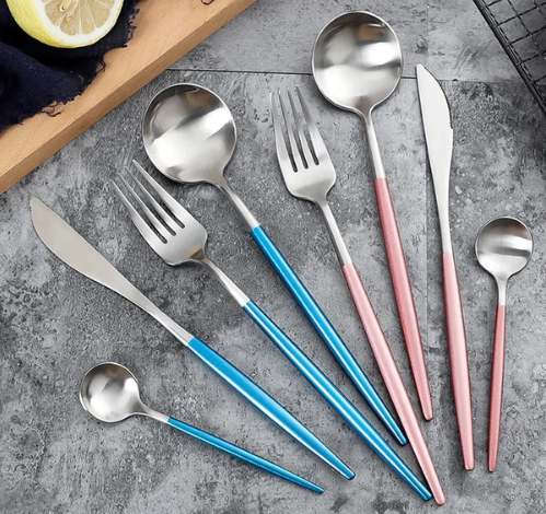 Besteckset 24 Teile – Schicke Ausführung für einen eleganten Tisch