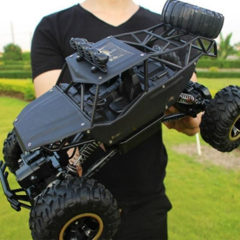 Coche todo terreno teledirigido - Potencia y adrenalina garantizadas