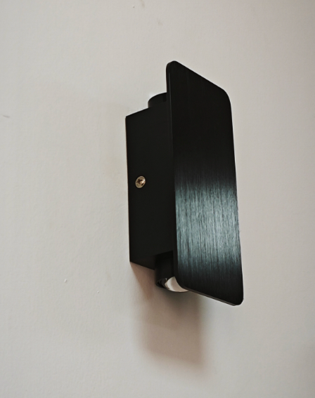 Minimalistisk LED Væglampe – Subtil Belysning Og Moderne Linje