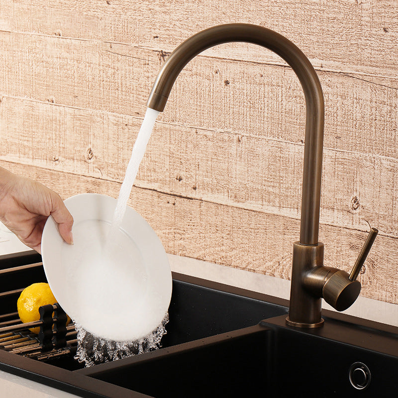 Robinet de Cuisine Élégant – Bronze Antique et Design Raffiné