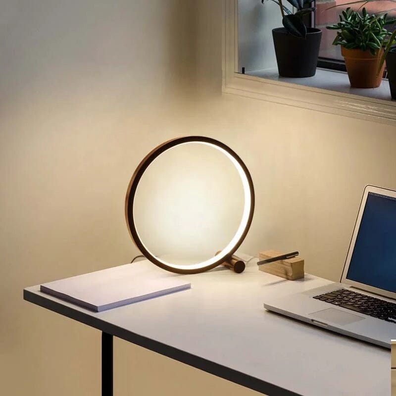 Rund Bordlampe Med Berøringssensor – Modernitet Og Komfort