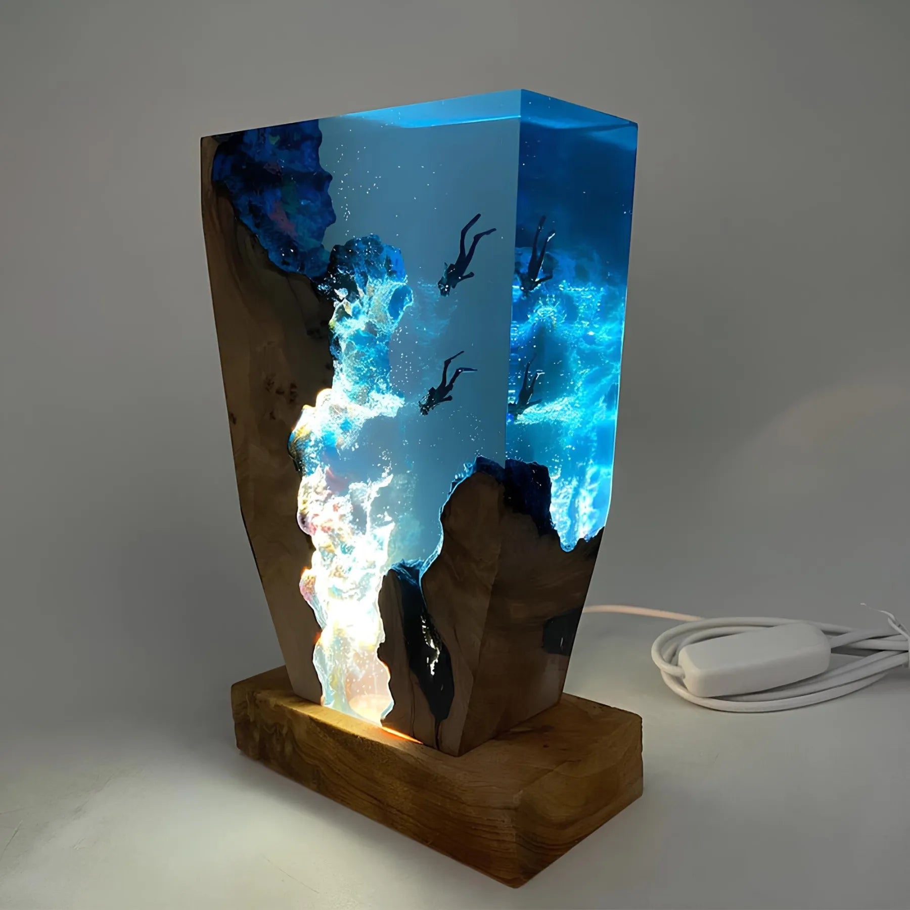 Oceanisk Bordlampe – Beroligende Lysdekoration 