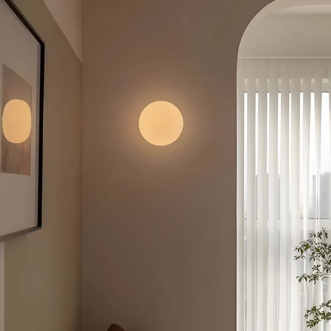 Wall Lamp in Glass – Elegance and Subtle Light 