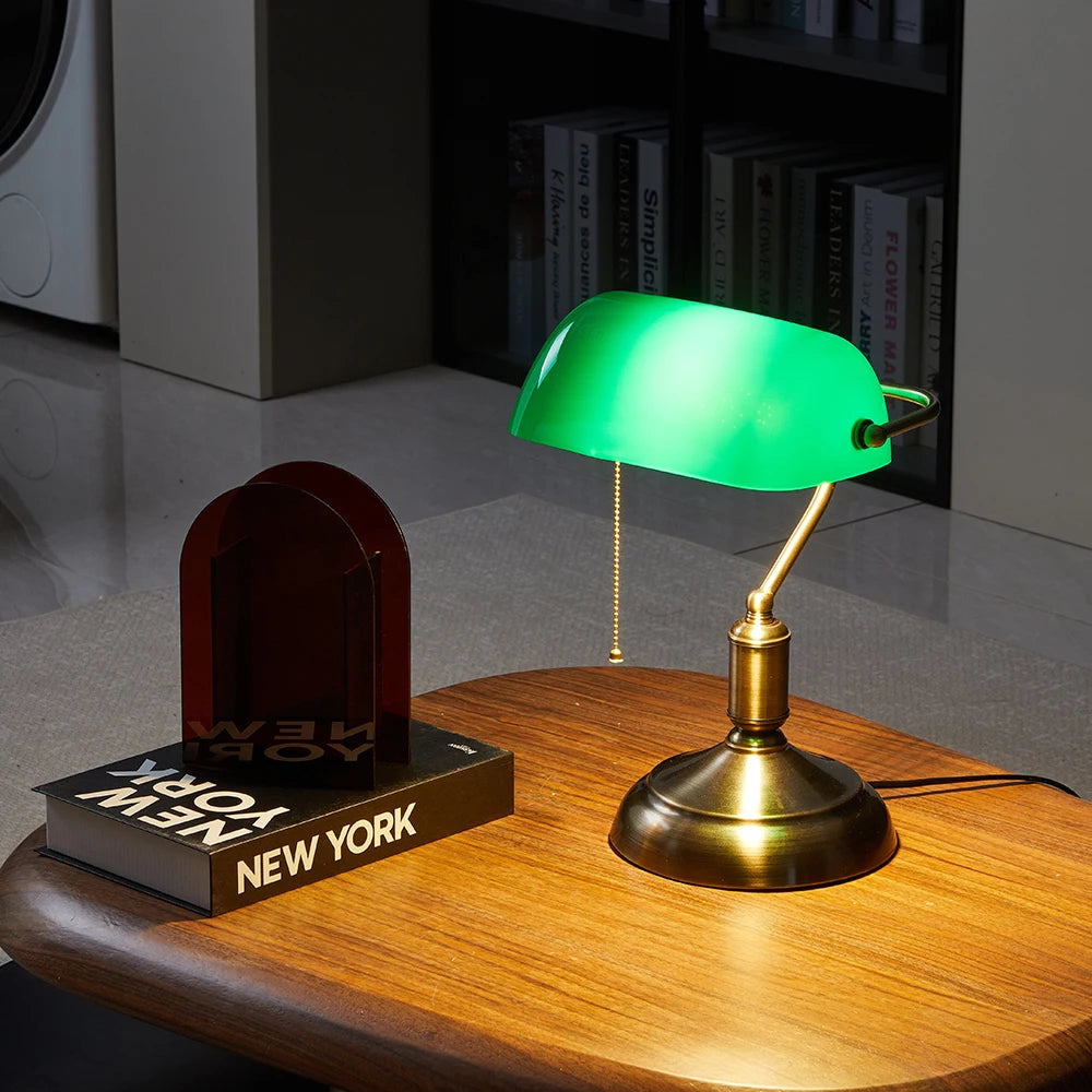 Lampe De Chevet Art Déco – Élégance Intemporelle Et Raffinée