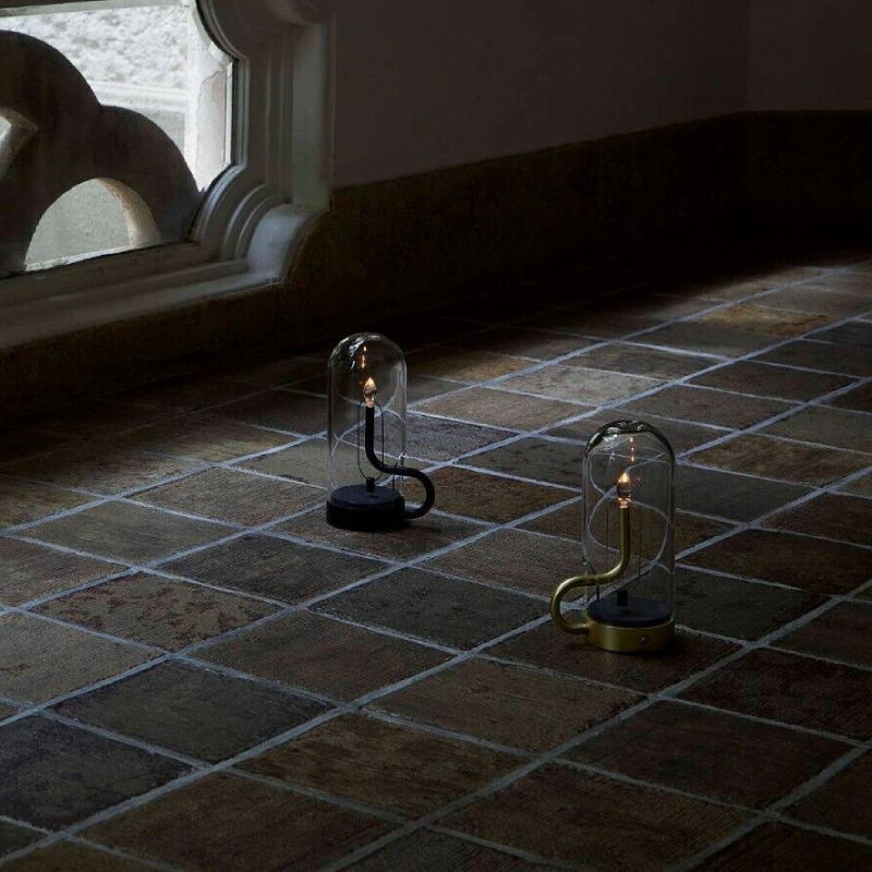 Stolová Lampa — Teplé Osvetlenie Efekt Plameňa 