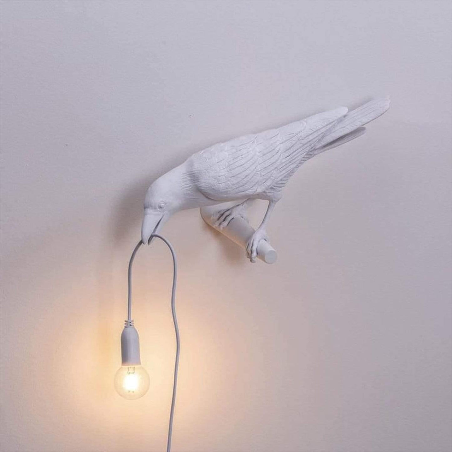 Lampă Decorativă — Corb pentru o Ambianță Misterioasă 