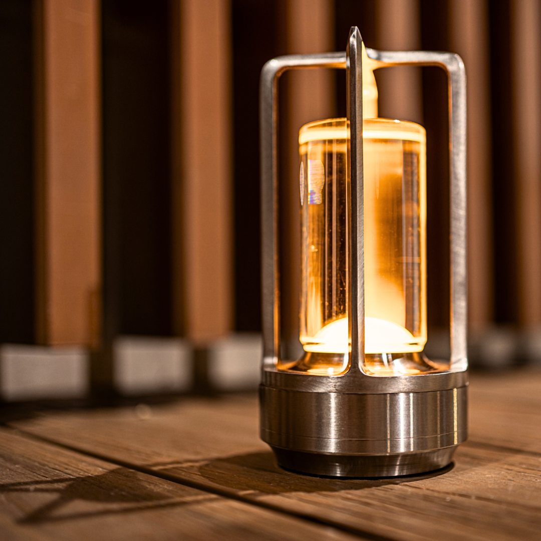 Rechargeable Table Lamp – Soft Light and Timeless Style 