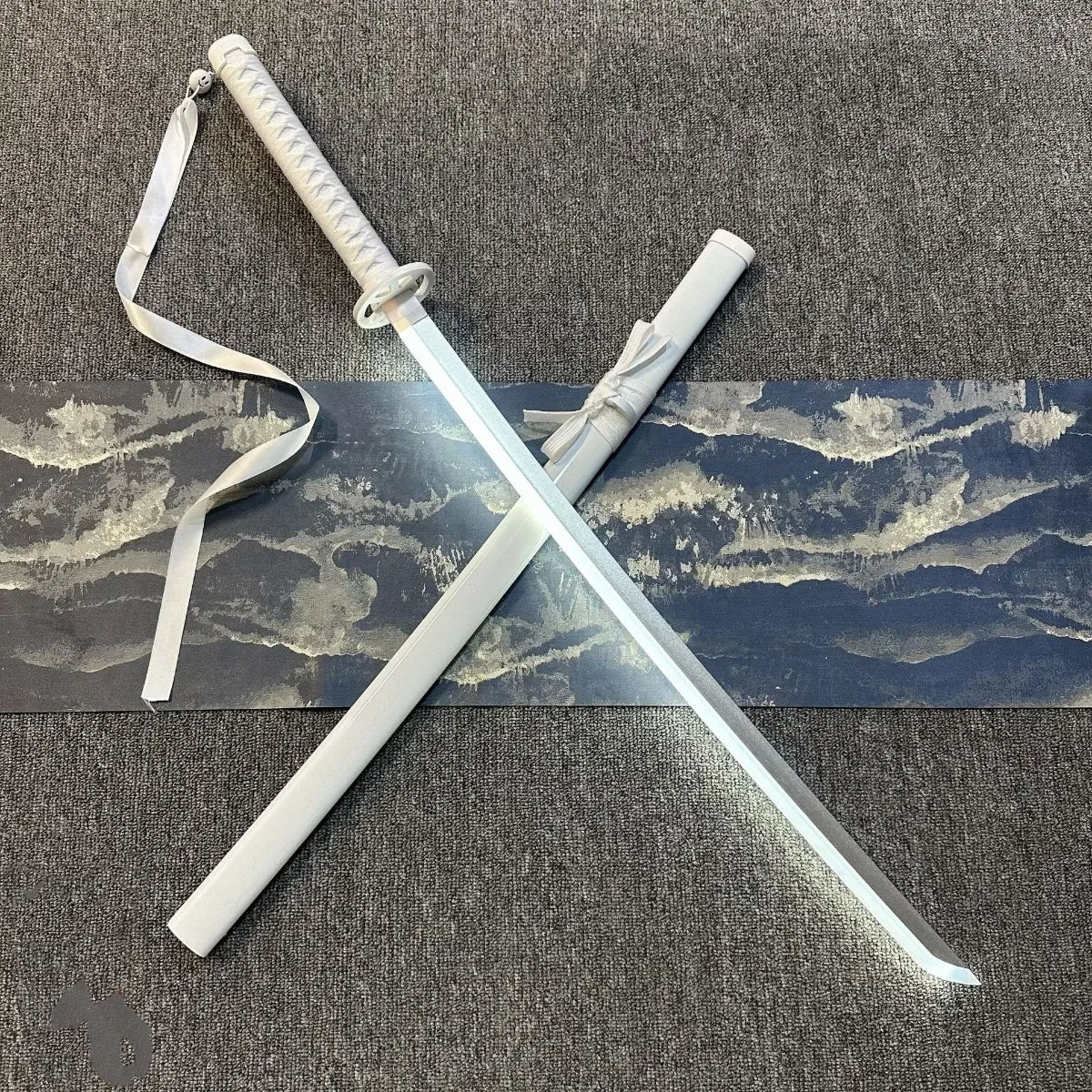 Japansk Dekorativ Katana – Traditionel Elegance Og Autentisk Stil 