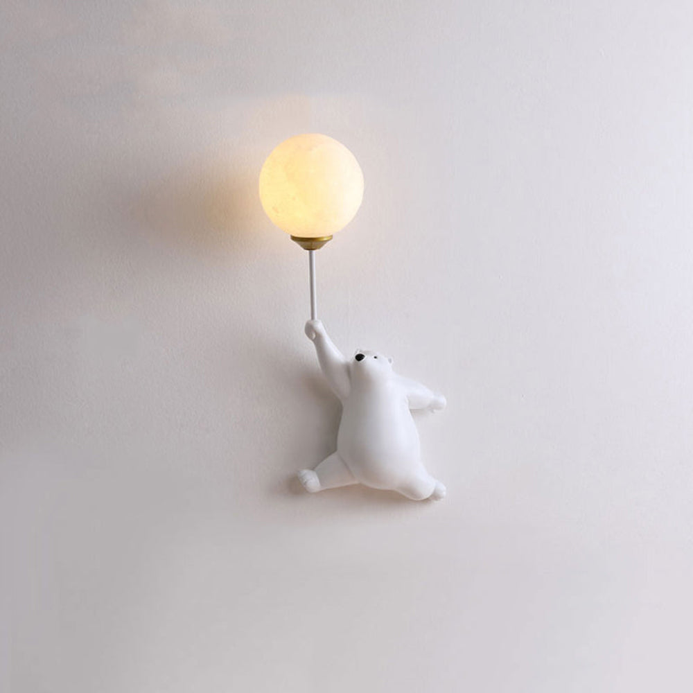 Lampada da Parete Pallone – Dolcezza e Fantasia per la Camera 
