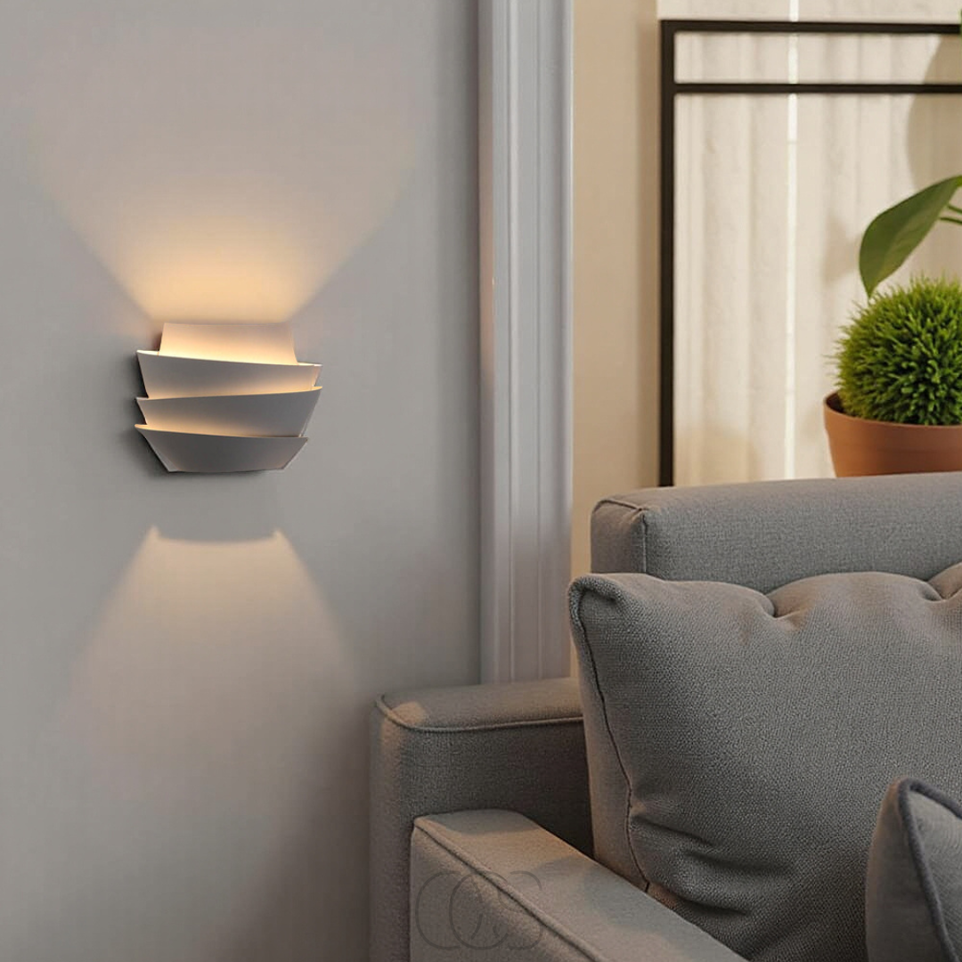 Nástěnné LED svítidlo s dvojitým paprskem – Moderní a elegantní osvětlení 
