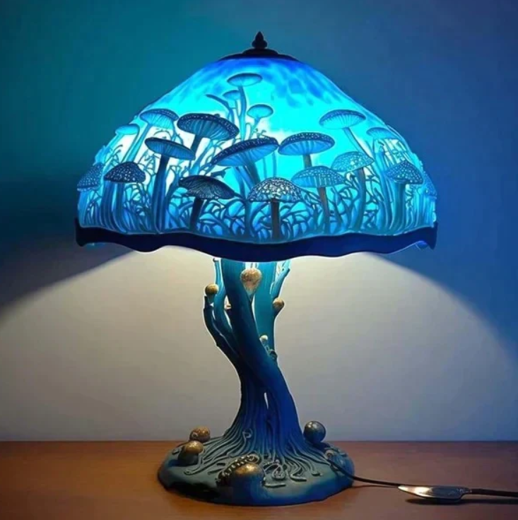 Soothing Stained Glass Lamp – Soft Light and Warm Atmosphere 