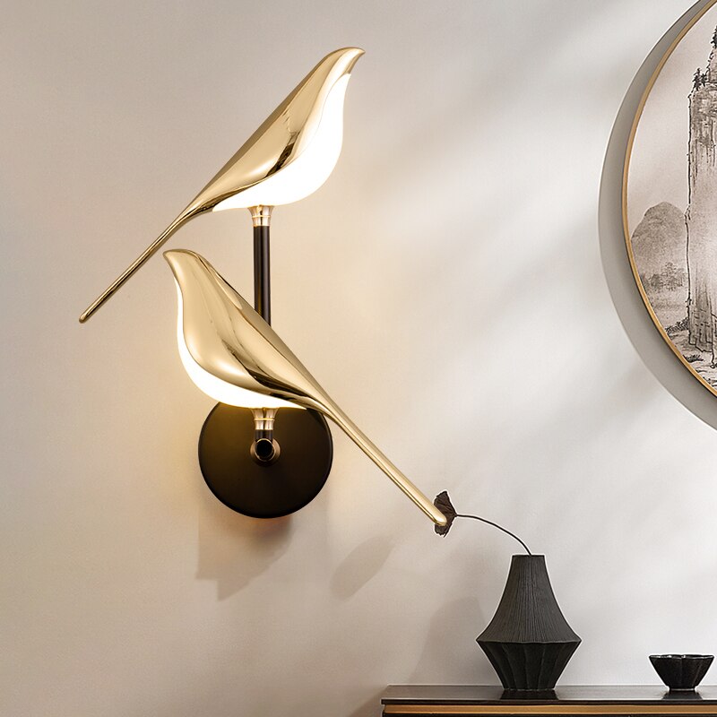 Aplica de perete Pasăre – Decorațiune Luminoasă și Delicată 