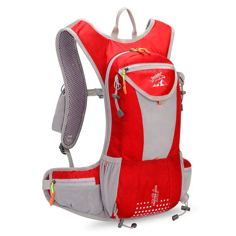 Zaino da trekking leggero e traspirante impermeabile – Comfort e protezione 