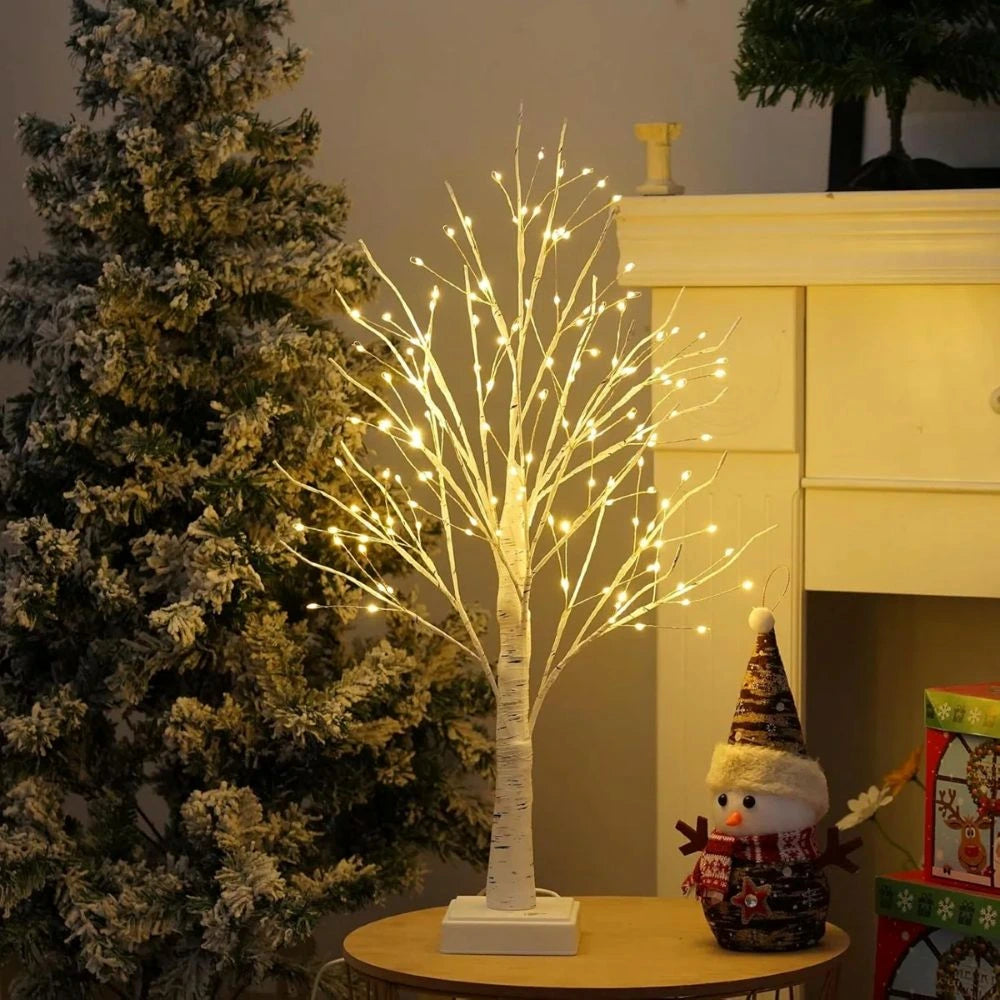 Lampada Decorativa Albero Nordico – Atmosfera Accogliente e Moderna 