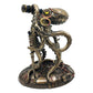 Dekorativblekksprutstatue – Original design og industriell atmosfære 
