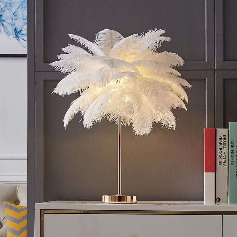 Bordlampe med gyldne fjer Art Deco – Luksuriøs og original dekoration 