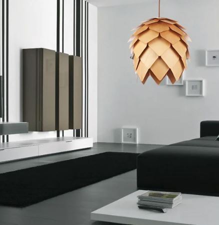 Lumină Suspendată Sculpturală – Design Inspirat Din Natură 
